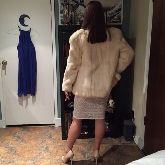Vintage Fur Coat - Picture 3 of 4