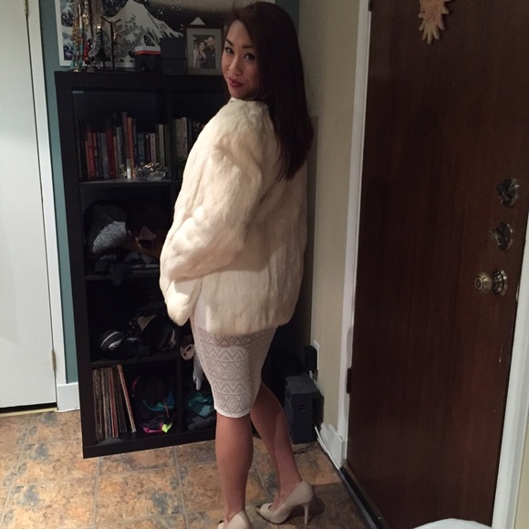 Vintage Fur Coat - Picture 4 of 4