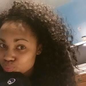 Meet your Posher, Chelsi