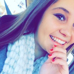 Meet your Posher, Mallory