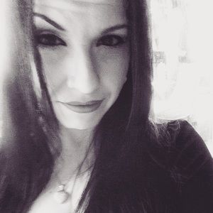 Meet your Posher, Gina