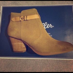 Seychelles ankle boots- brand new!