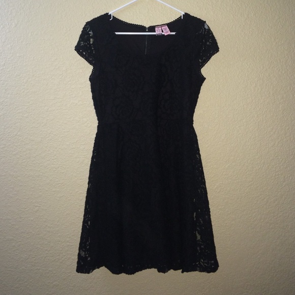 Black floral lace dress