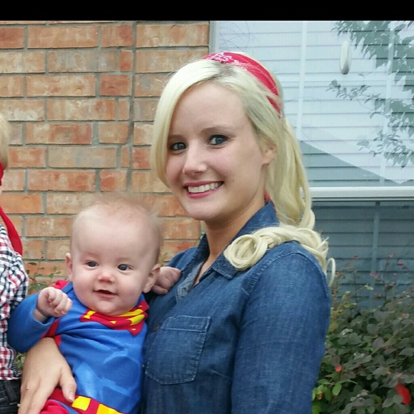 Meet your Posher, Laura