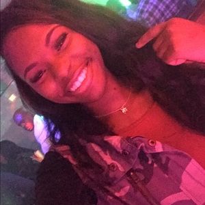 Meet your Posher, Justice