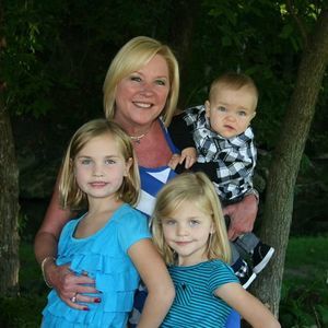 Meet your Posher, Laurie