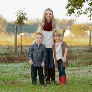 Meet your Posher, Emily