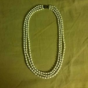 Beautiful 3 Strand Freshwater Pearl Necklace