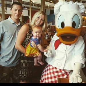 Meet your Posher, Robin