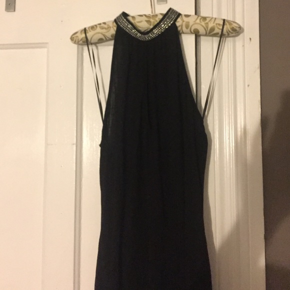 Black halter