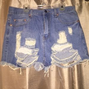 🆕ripped jean shorts