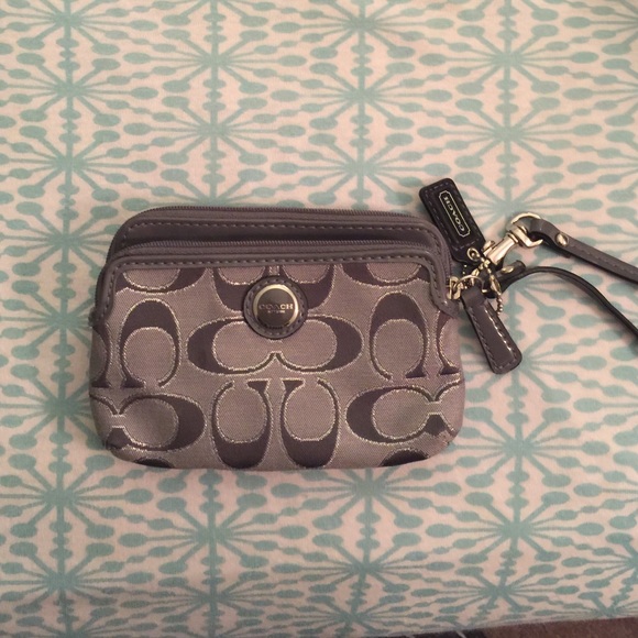 Coach small wristlet NWOT