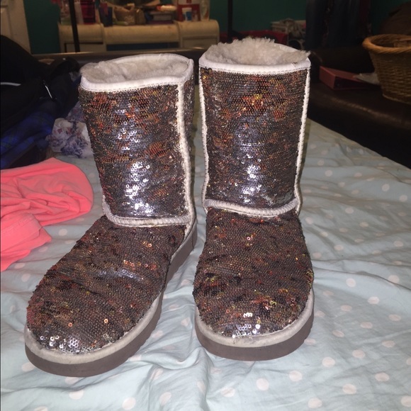 Like new sparkly ugg boots