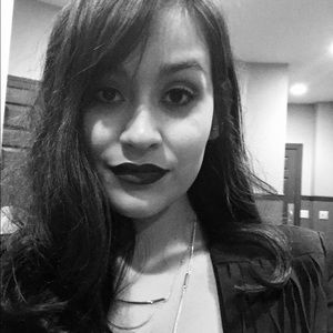 Meet your Posher, Daniela