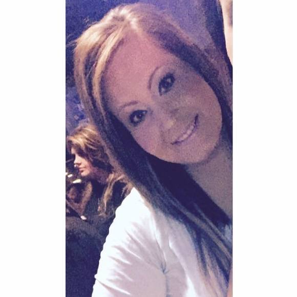 Meet your Posher, Torie - Picture 1 of 1