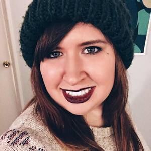 Meet your Posher, Carrie