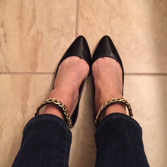 Bcbg generation flat vamps