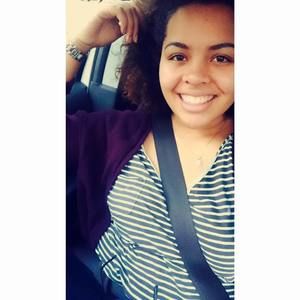 Meet your Posher, Monique