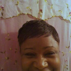 Meet your Posher, Gracinia