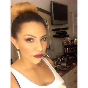 Meet your Posher, Thelma