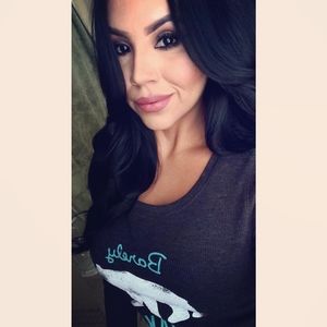 Meet your Posher, Velvet