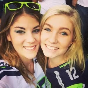 Meet your Posher, Christine