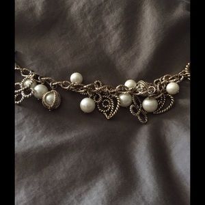 Pearl bracelet