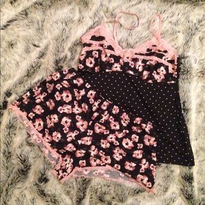 Marilyn Monroe collection pajama set.