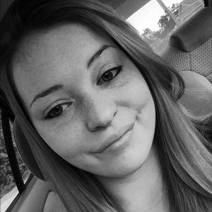 Meet your Posher, Jennie