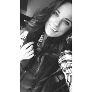 Meet your Posher, Erika