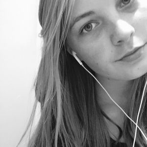 Meet your Posher, Lydia