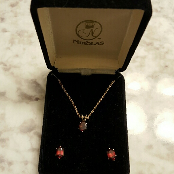 Garnet Earrings and necklace