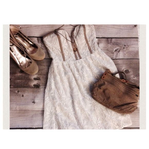 Pins & Needles Dresses & Skirts - Urban Outfitters Strapless Lace Dress