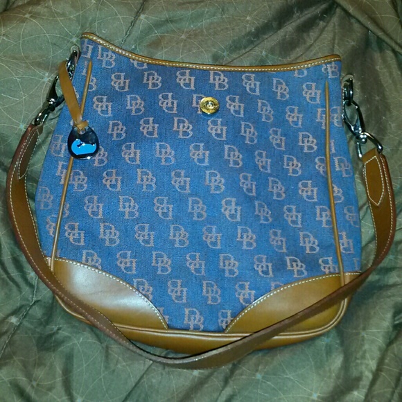 Dooney & Bourke Hobo Denium signature bag