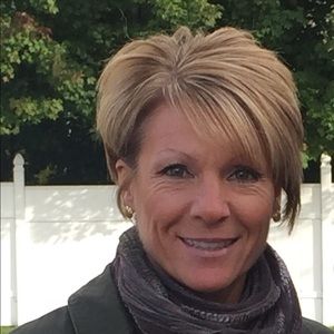 Meet your Posher, Denise