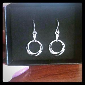 Dangle earrings
