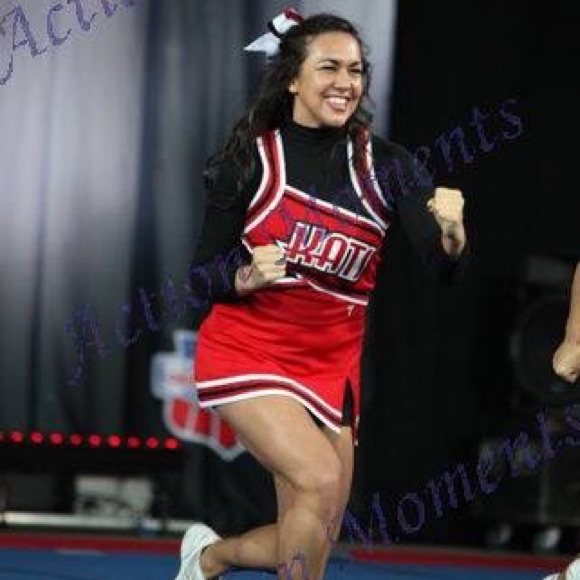 Meet your Posher, Chantel! - Picture 2 of 4