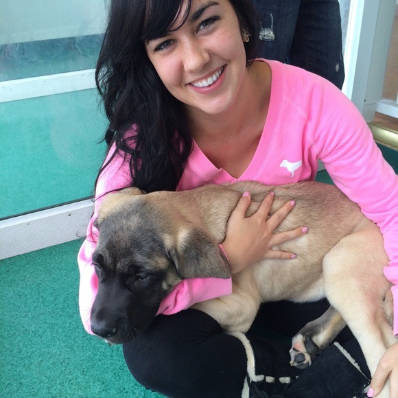 Meet your Posher, Chantel! - Picture 3 of 4