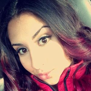 Meet your Posher, Celine