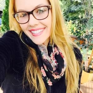 Meet your Posher, Olivia