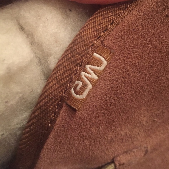 EMU boots *FINAL REDUCTION** - Picture 4 of 4