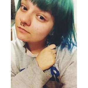 Meet your Posher, Olivia