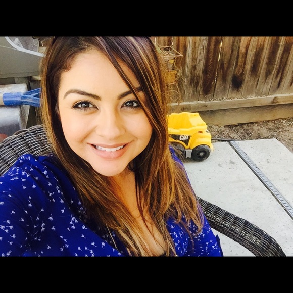 Meet your Posher, Lorena