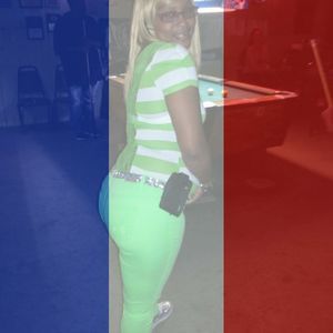 Meet your Posher, Claudia