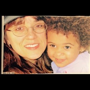 Meet your Posher, Ellisia