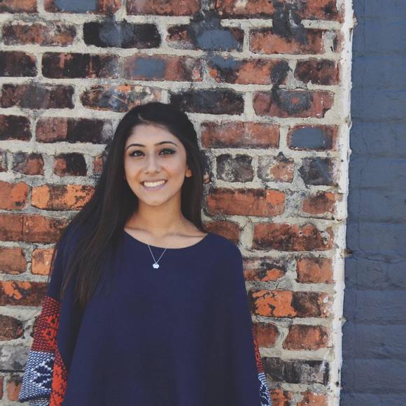 Meet your Posher, Kavya