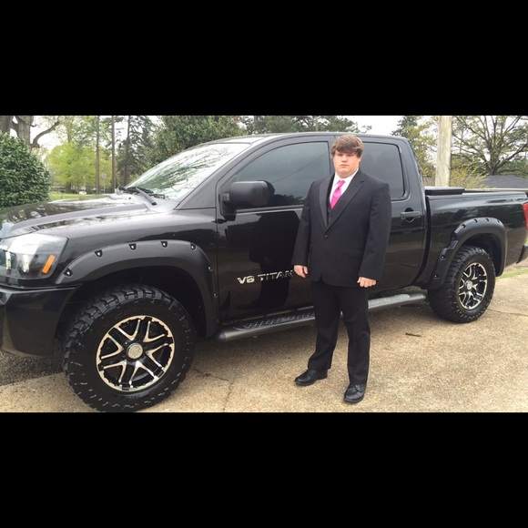 Meet your Posher, Deidra - Picture 3 of 3