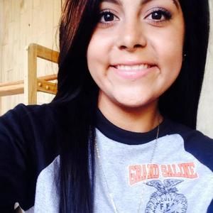 Meet your Posher, Leslie