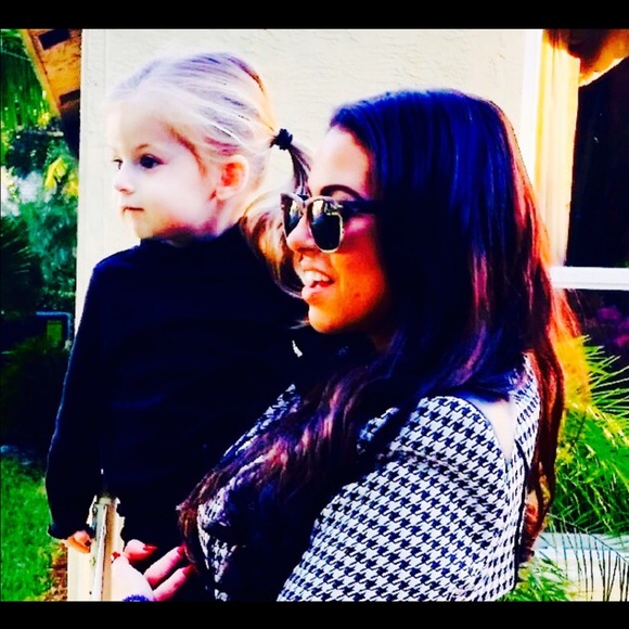 Meet your Posher, Ashley - Picture 3 of 4