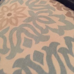 Meet your Posher, Joni